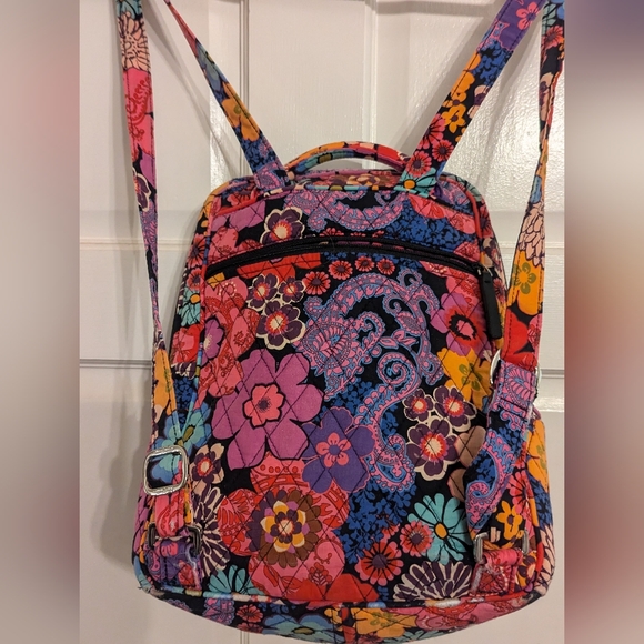 Small Vera Bradley Floral Fiesta Pattern Backpack - Picture 11 of 11